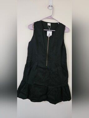 Black V-Neck Dress with Center Gold Zipper. Sleeveless, Goth,  Summer Basic